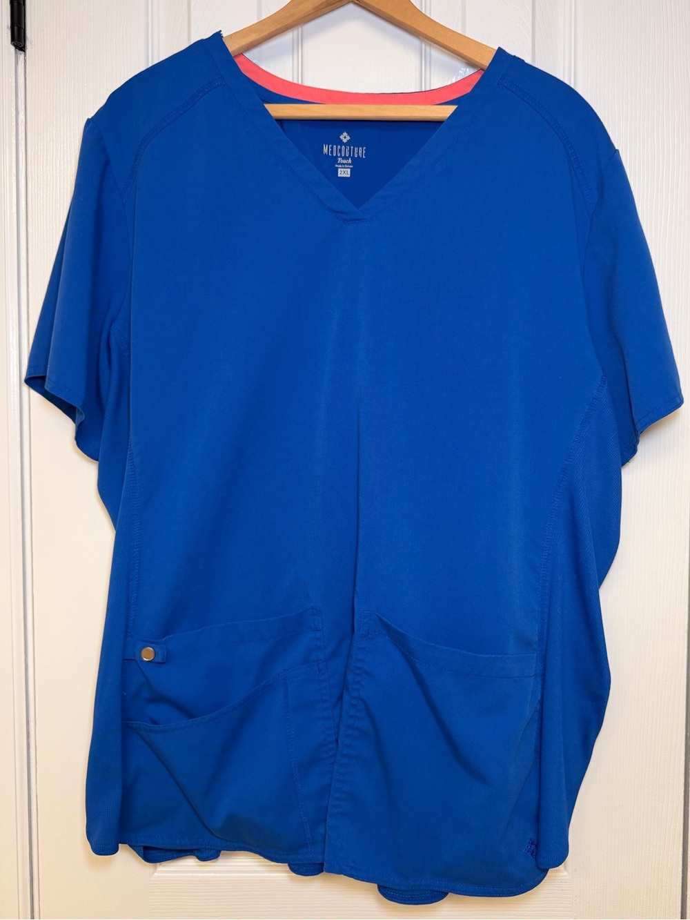 Med Couture Touch Scrub‎ Top Women’s 2XL Royal Blue Stretch V Neck Nurse Uniform